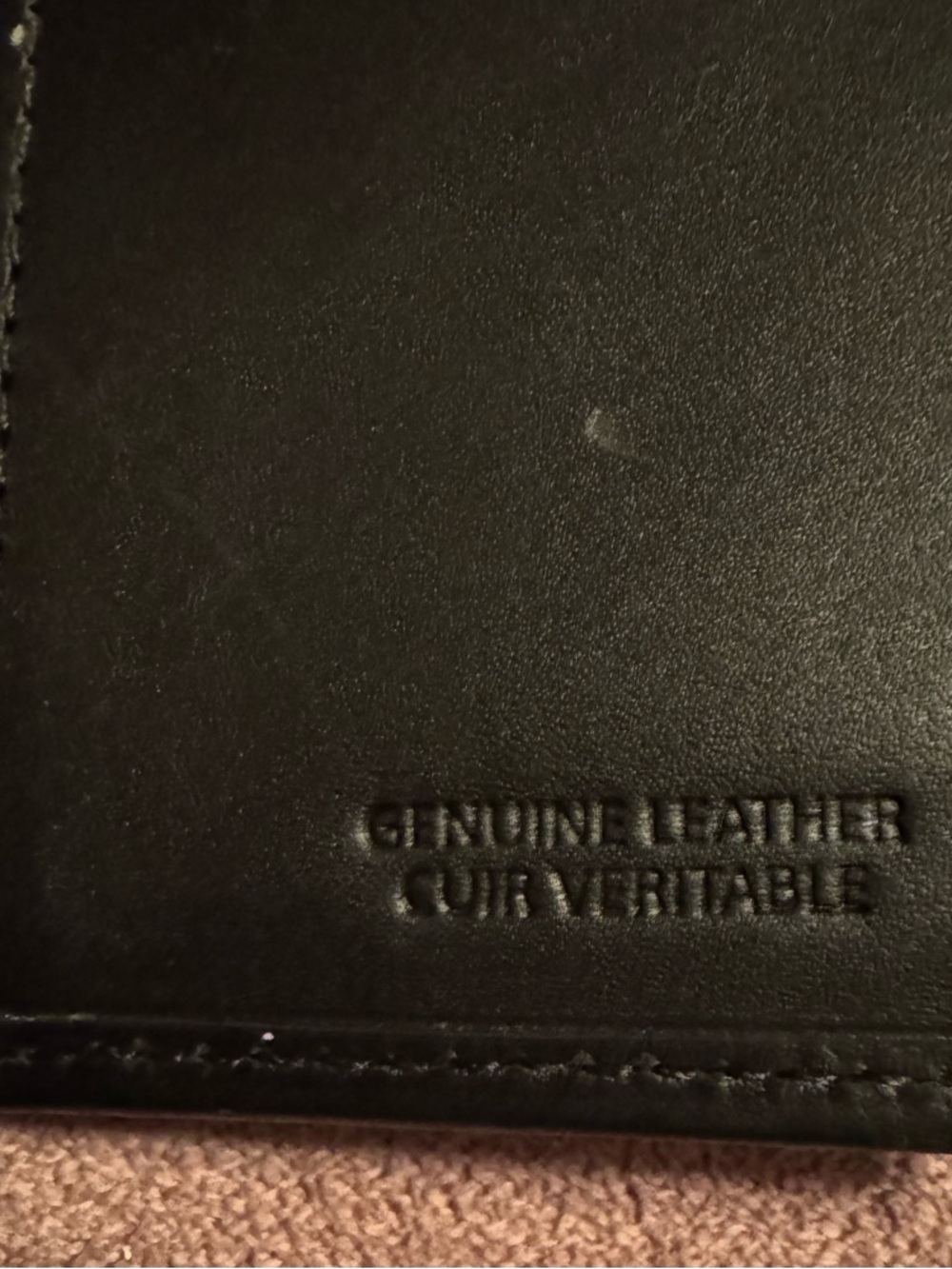 Dakota Black Leather Trifold Wallet - Picture 9 of 15